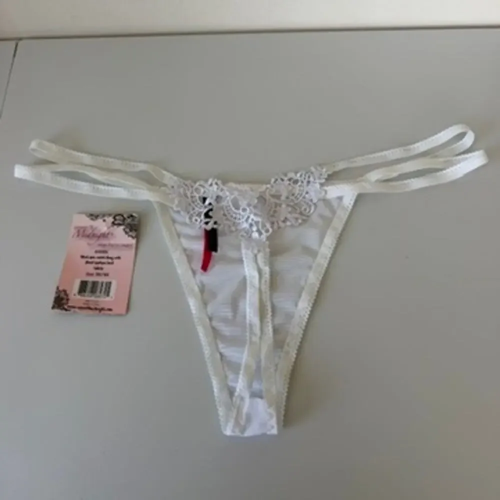 Seven 'til Midnight White Mesh & Floral Open Crotch Plus Thong Size 3X/4X NEW - Picture 2 of 9